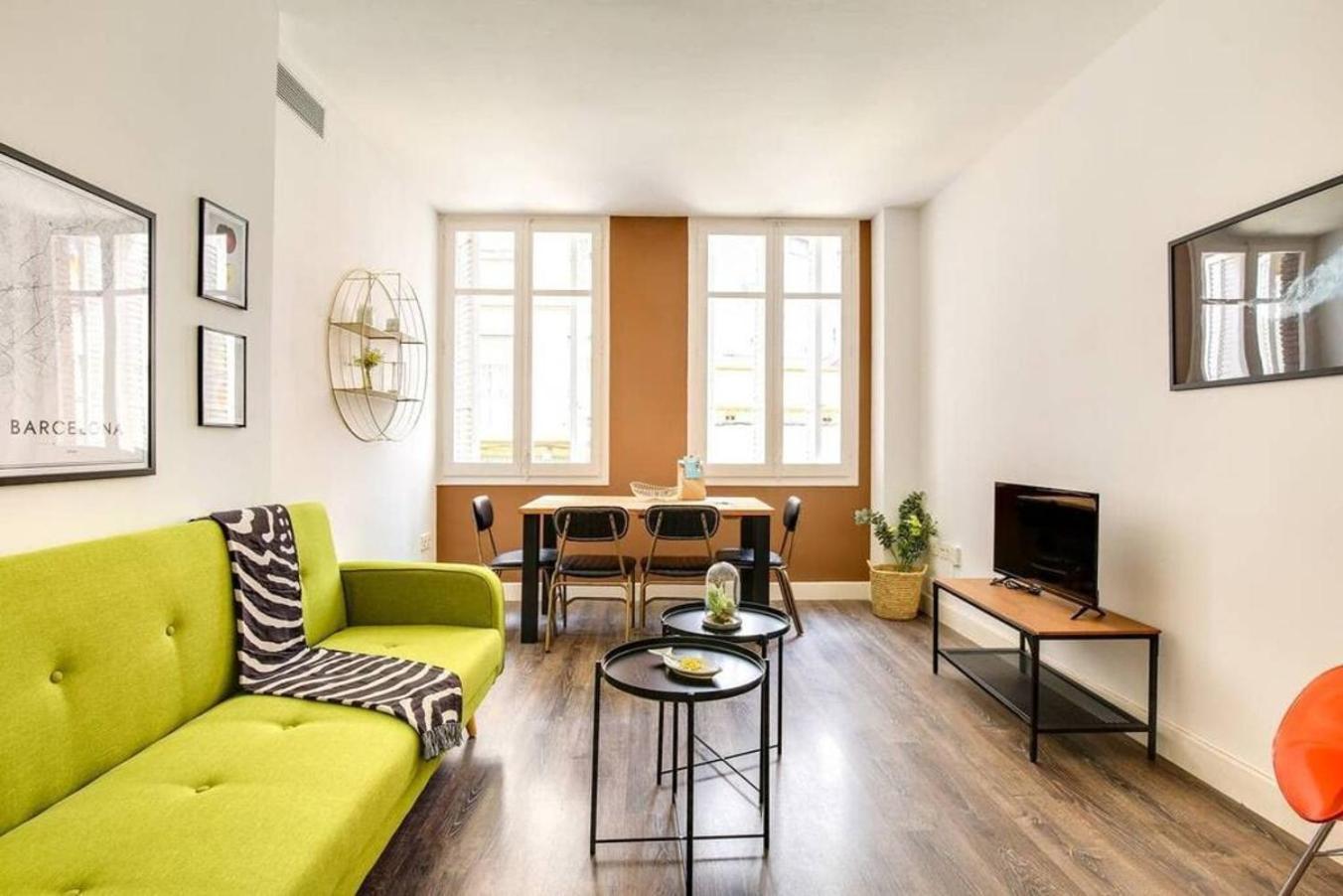 Apartamento Colorful With Cozy Terrace In Gracia Barcelona Exterior foto